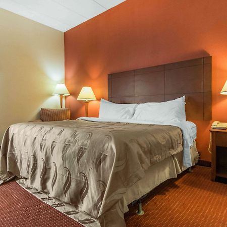 Holiday Inn Express Cincinnati-לורנסבורג מראה חיצוני תמונה