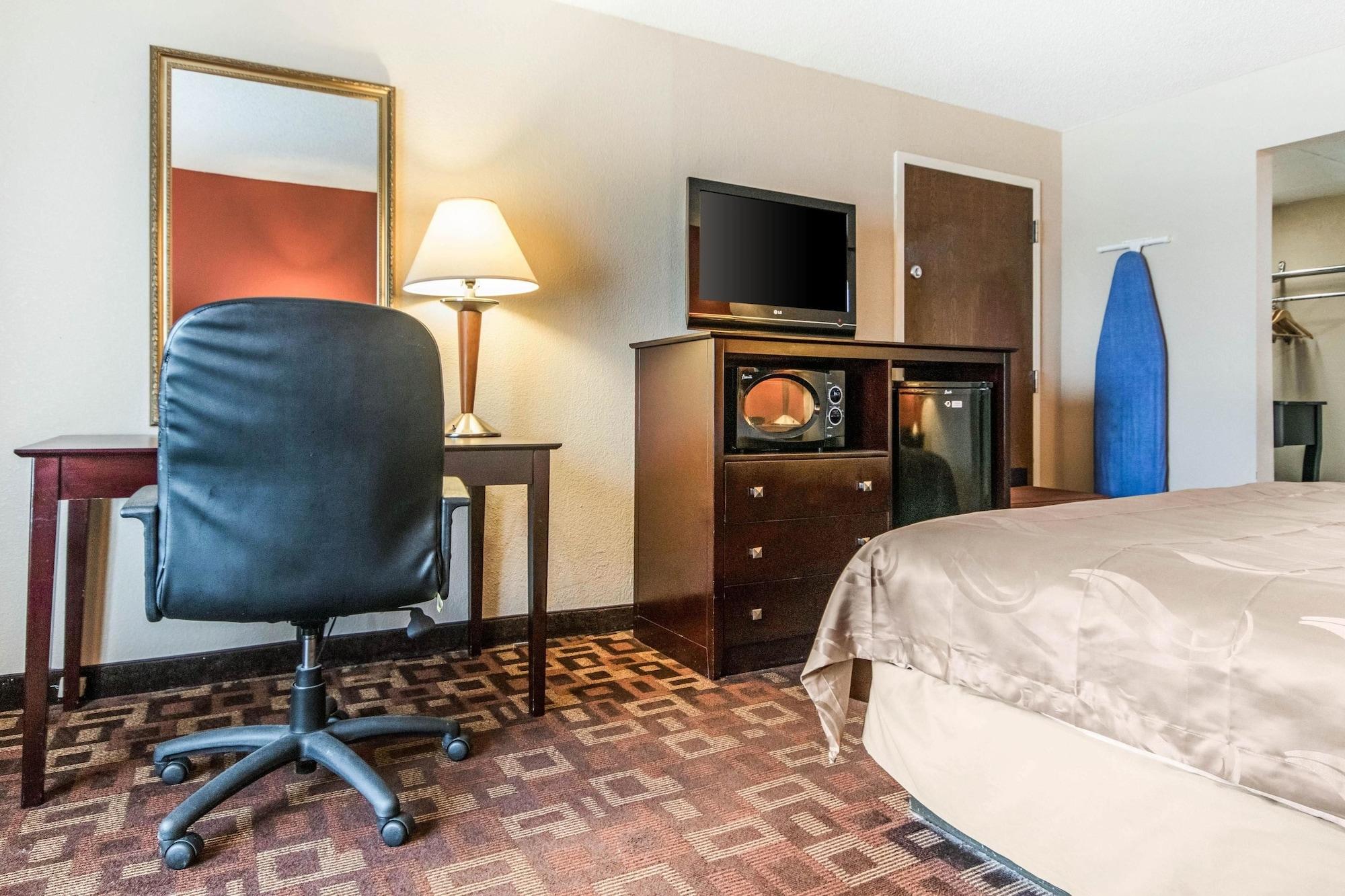 Holiday Inn Express Cincinnati-לורנסבורג מראה חיצוני תמונה