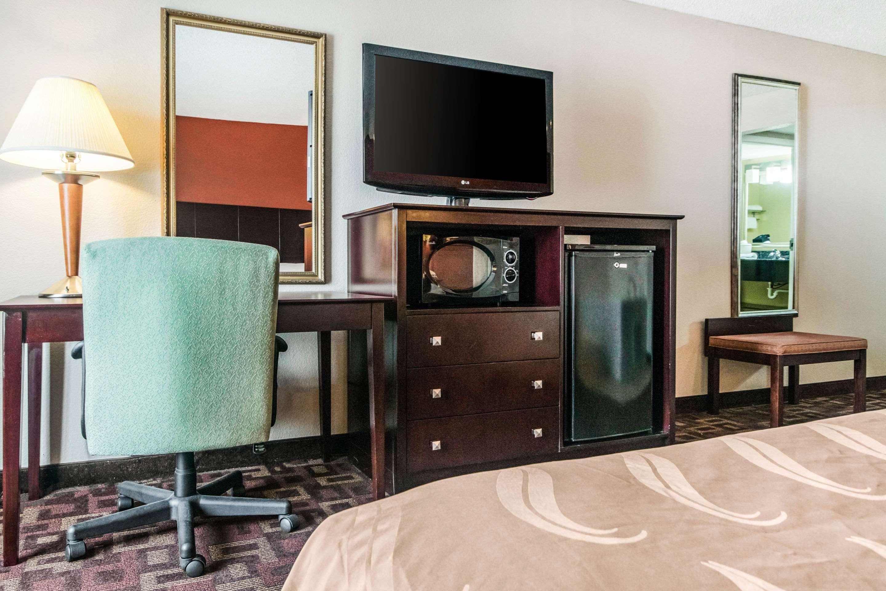 Holiday Inn Express Cincinnati-לורנסבורג מראה חיצוני תמונה