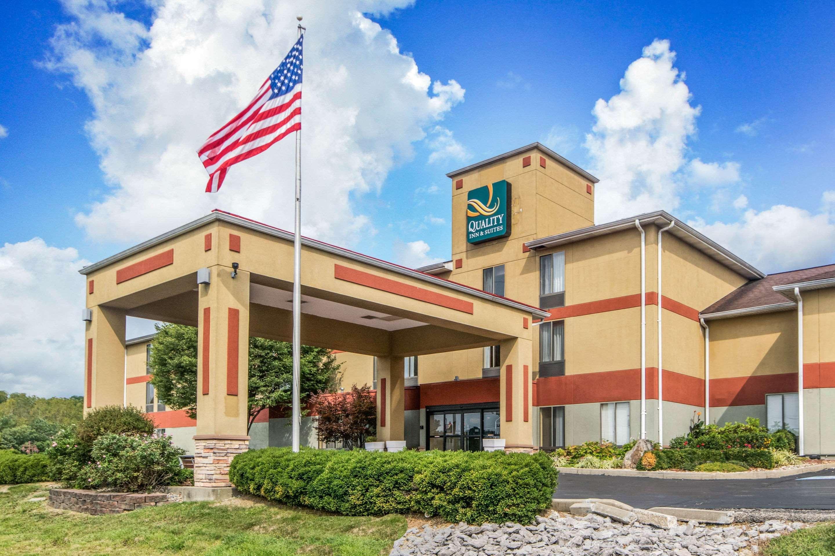 Holiday Inn Express Cincinnati-לורנסבורג מראה חיצוני תמונה